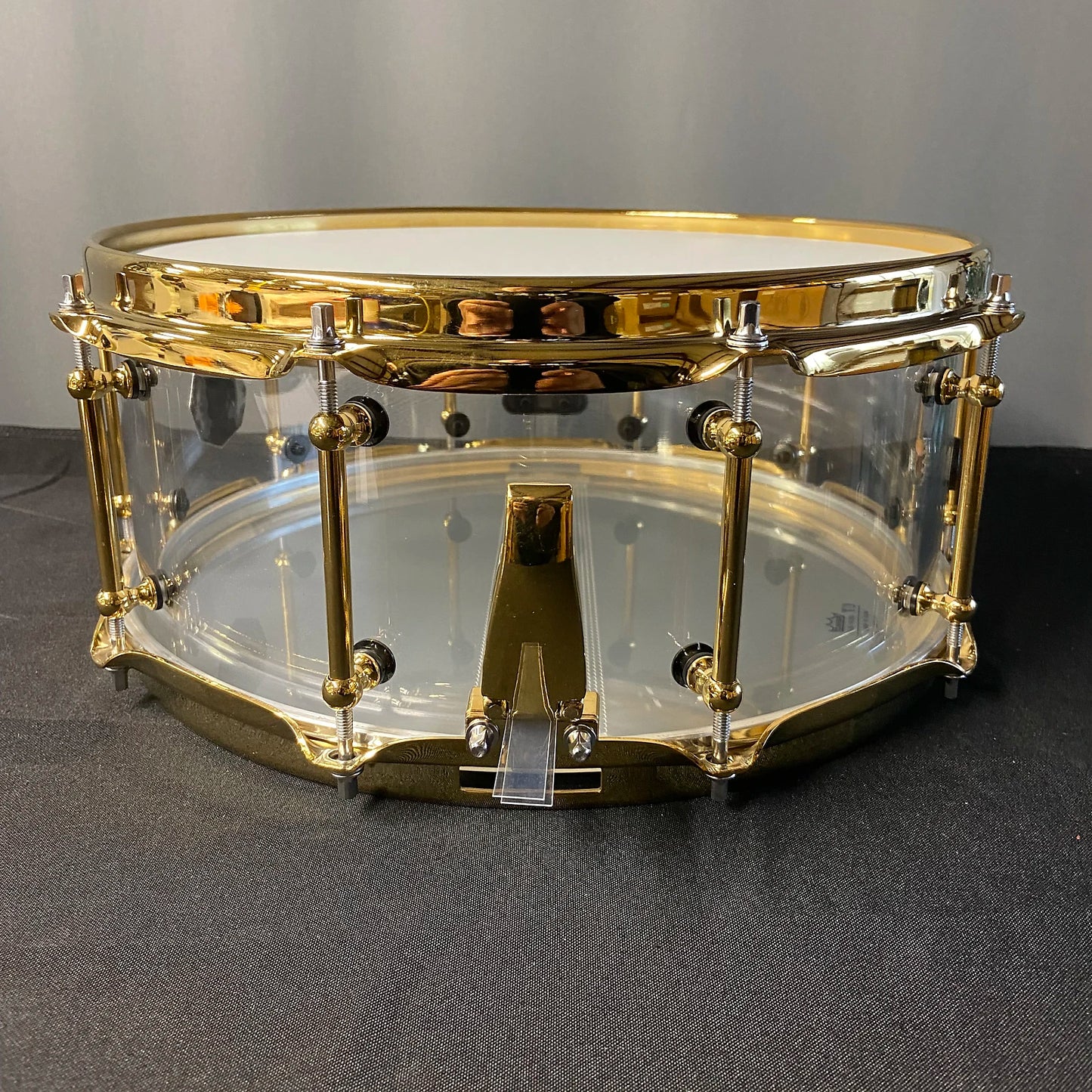 Clear Acrylic Snare Drum with Brass Hardware FR-14x6-GH