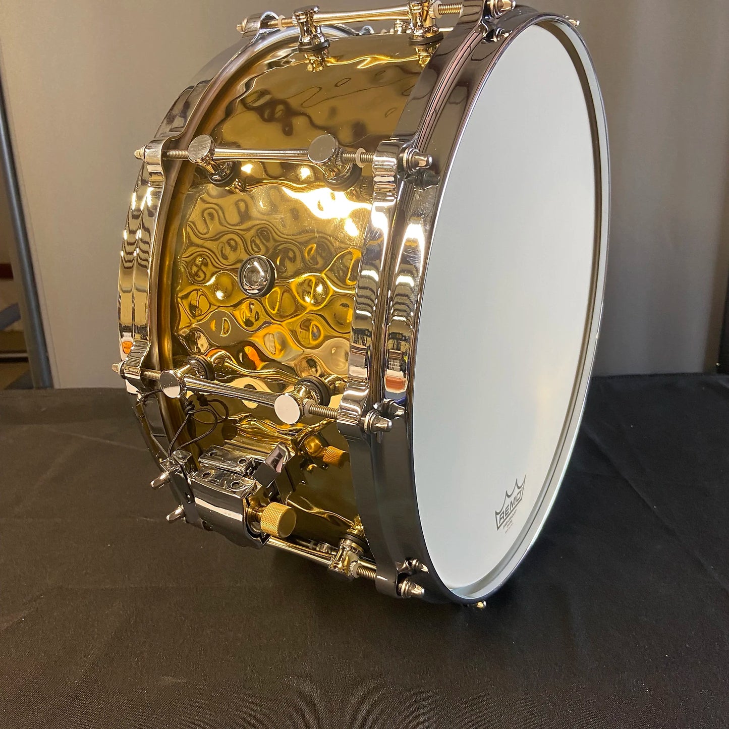 Hammered Brass Snare Drum RC003