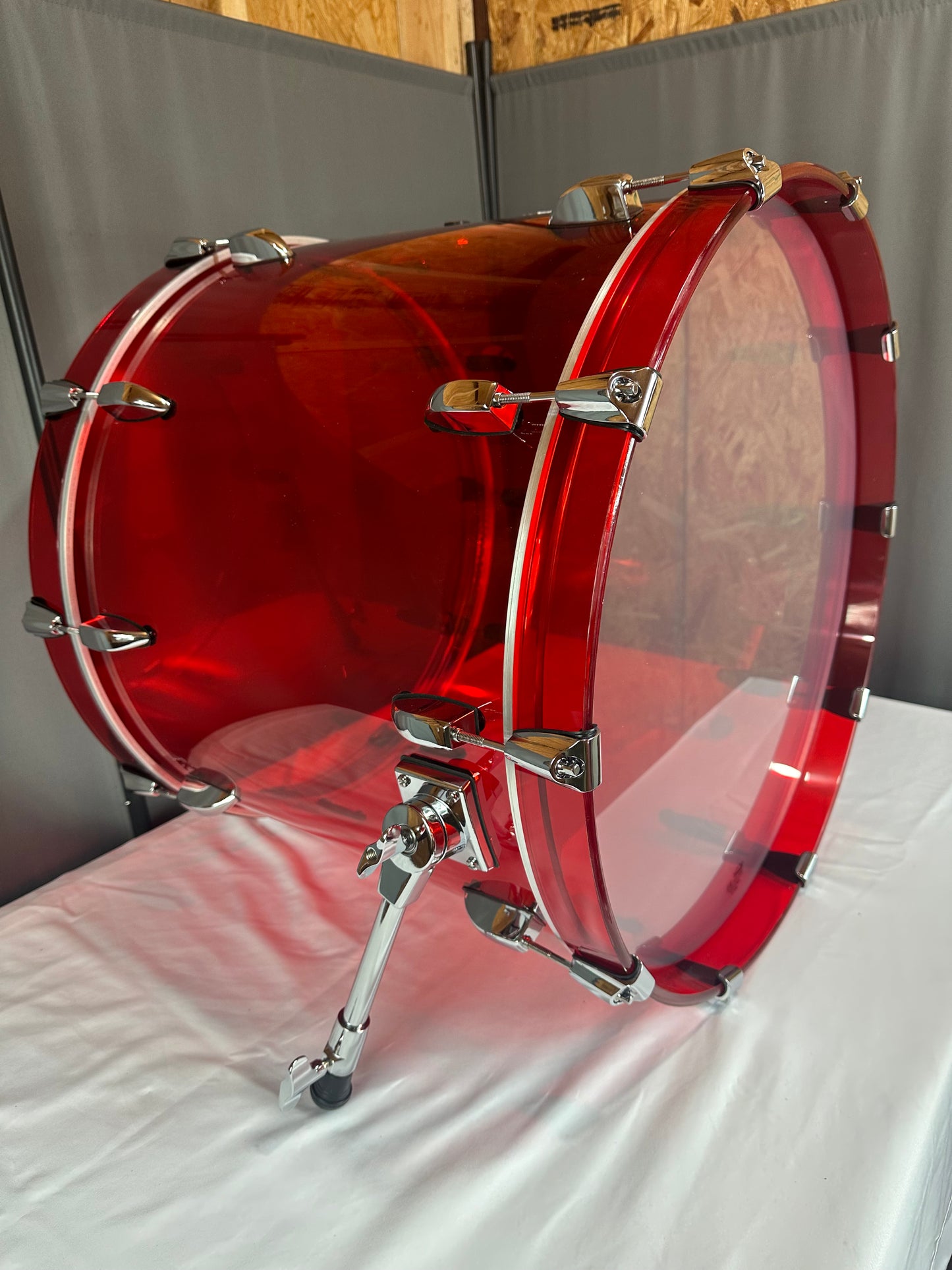 Red Seamless Acrylic 20"x16" - Bass Drum