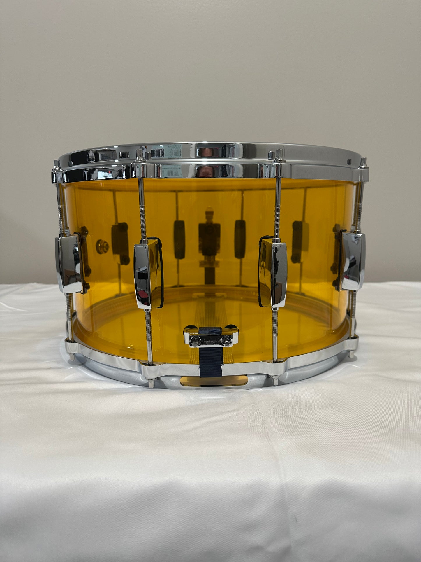 Amber Seamless Acrylic 14" x 8" -Snare Drum