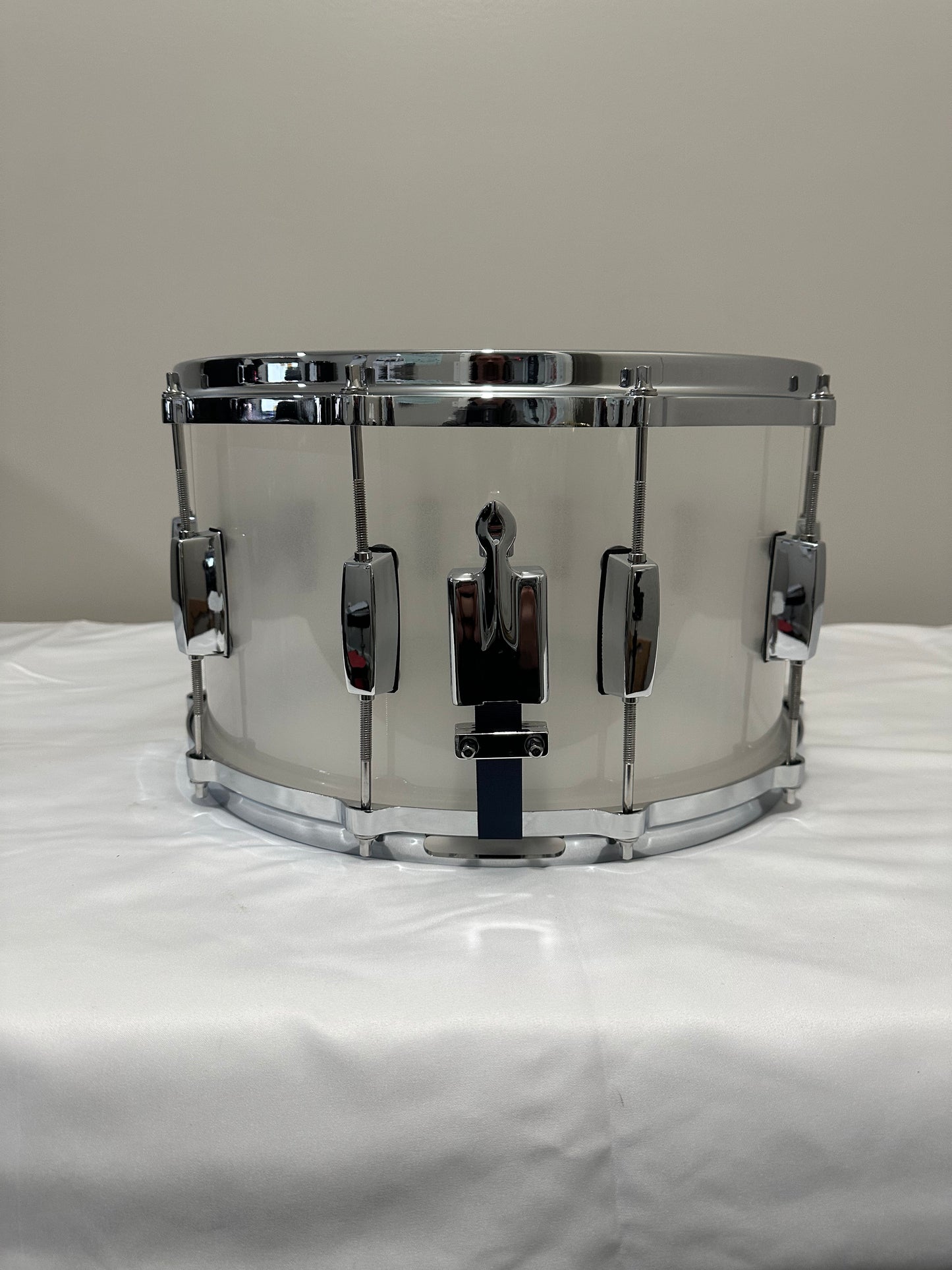 Frost White Seamless Acrylic 14"x8" -Snare Drum