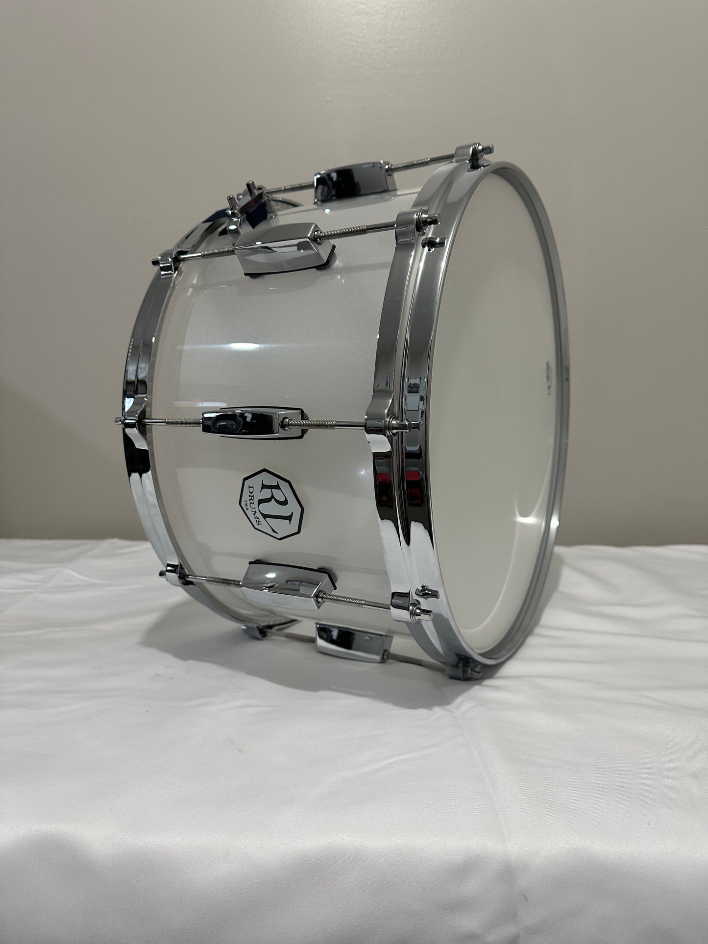 Frost White Seamless Acrylic 14"x8" -Snare Drum