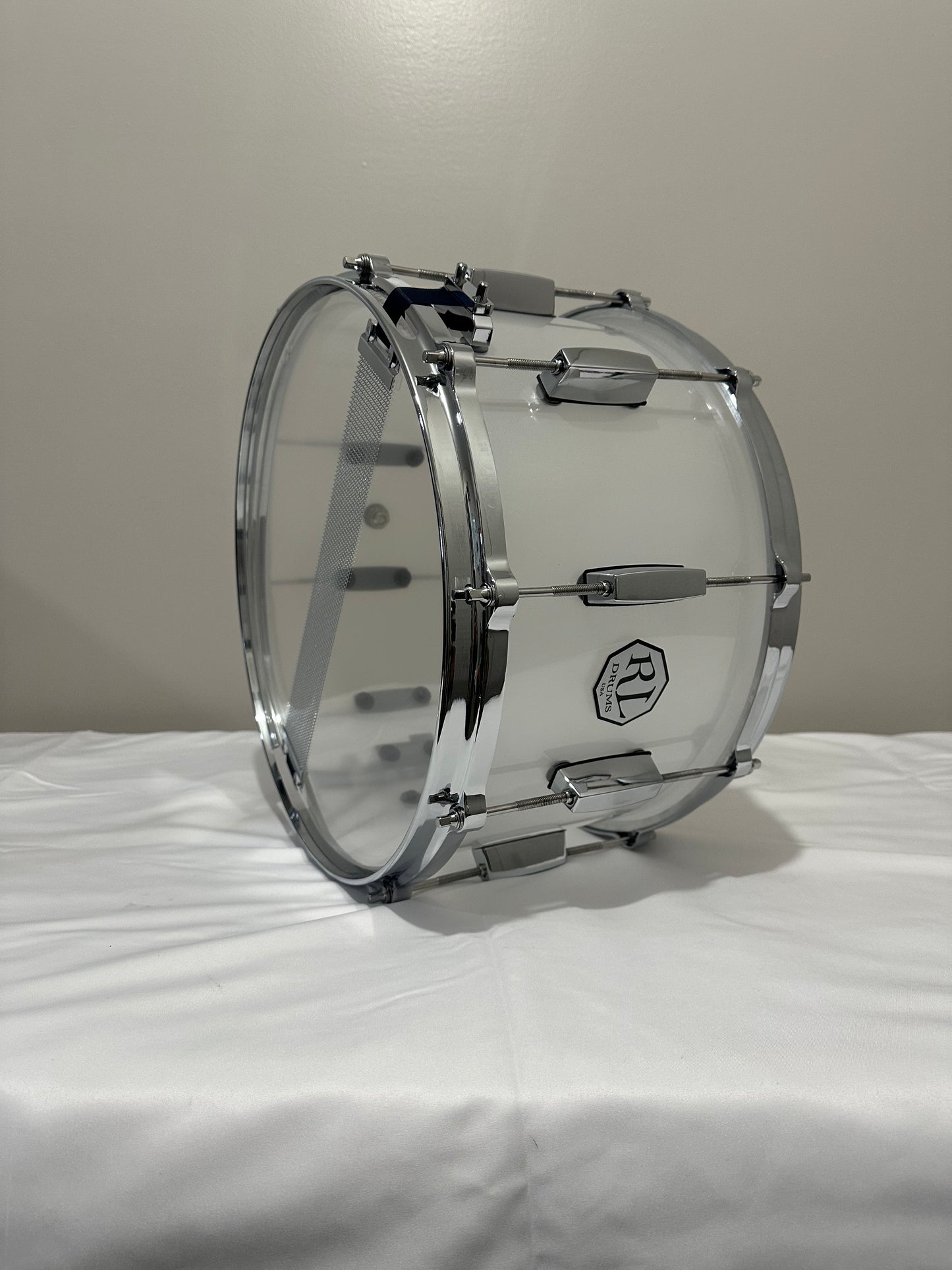 Frost White Seamless Acrylic 14"x8" -Snare Drum