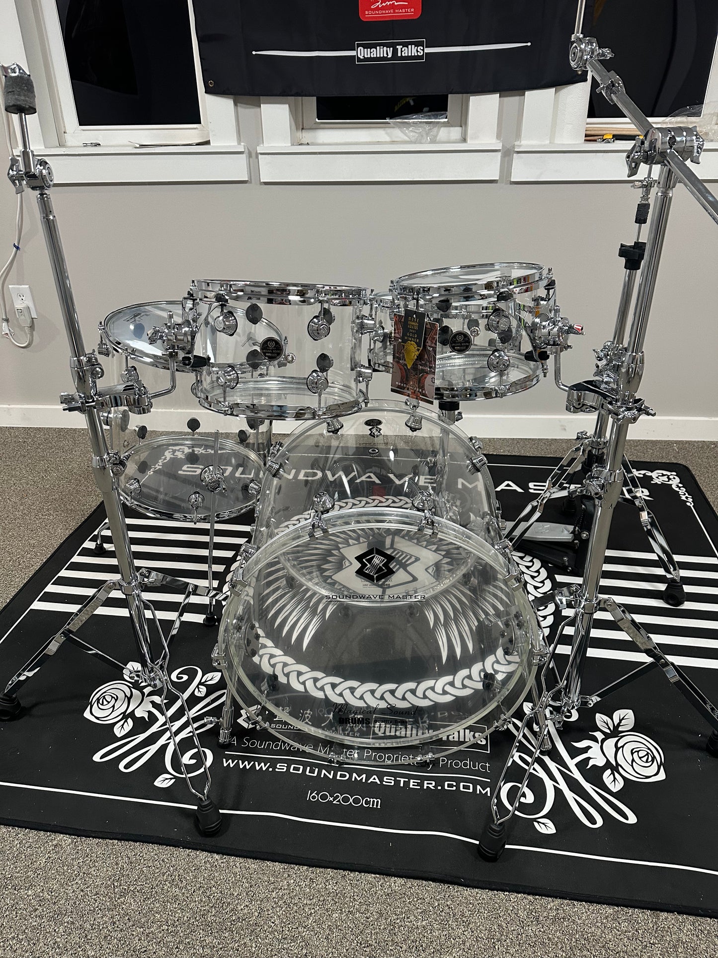 SOUNDWAVE MASTER ICE CRYSTAL SOUND SERIES CLEAR DRUM KIT