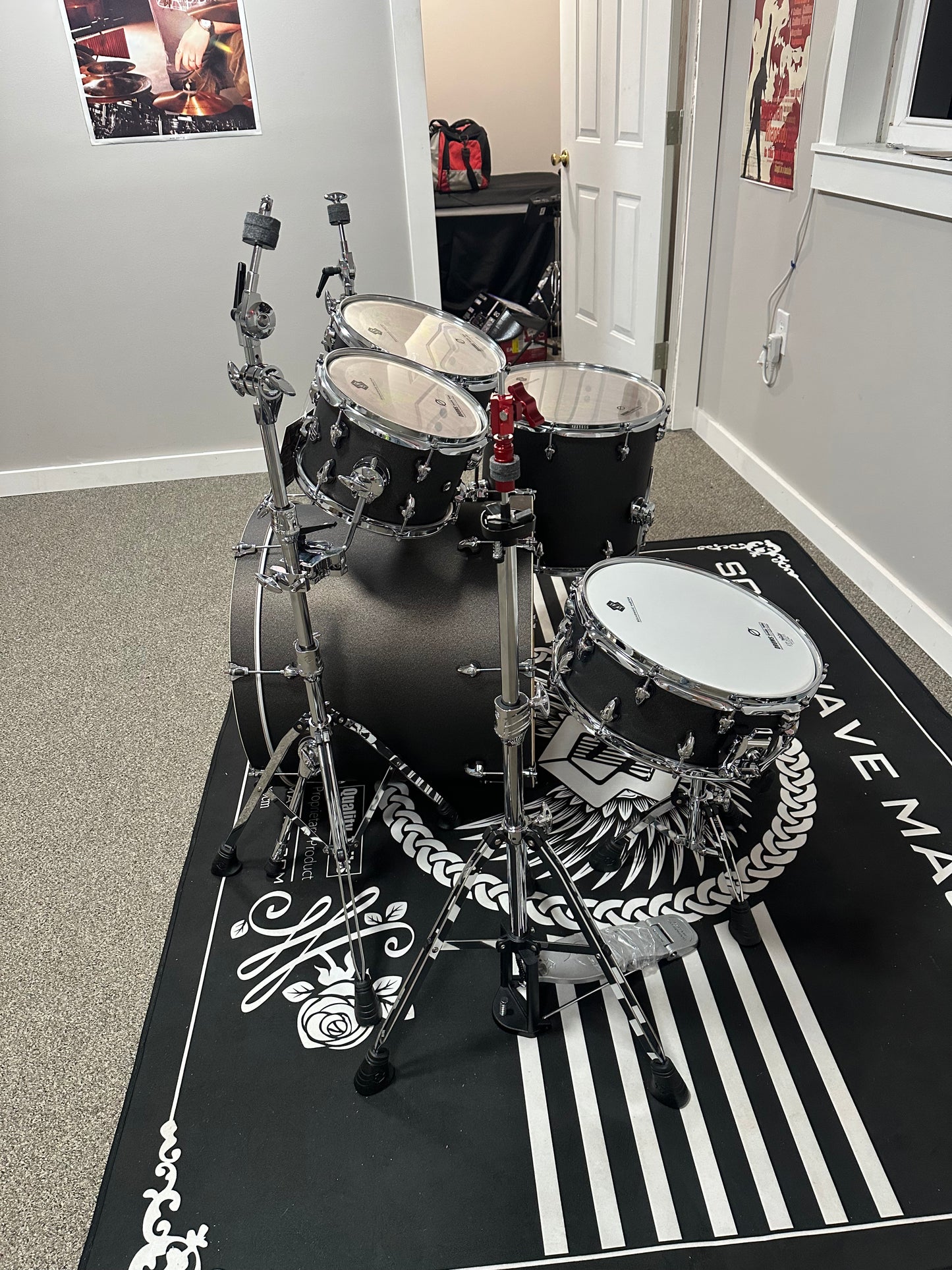 SOUNDWAVE MASTER GALAXY DISCOVERER IN DIAMOND FLASH DRUM KIT