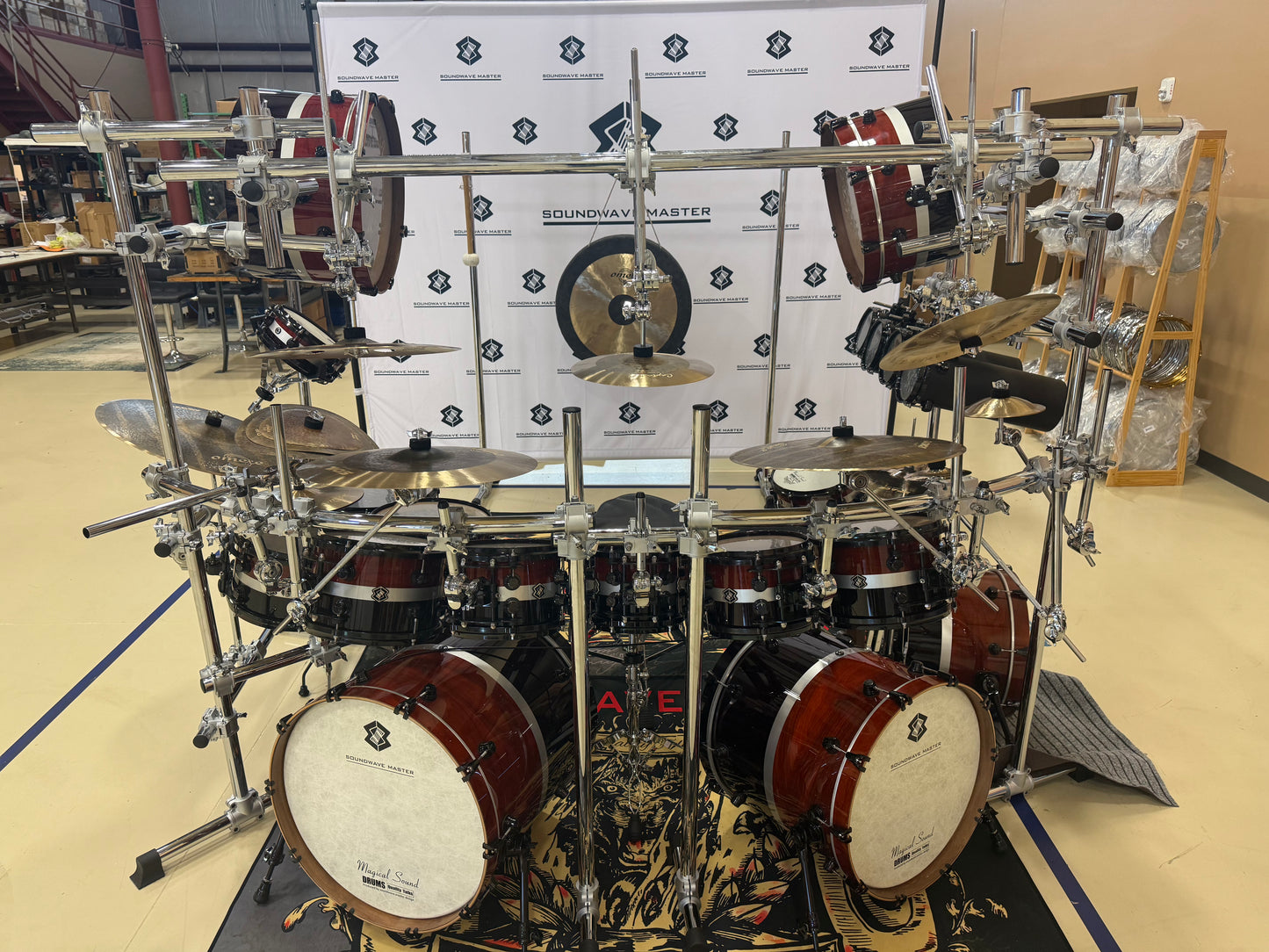 SOUNDWAVE MASTER SUPER FRAME DRUM SET
