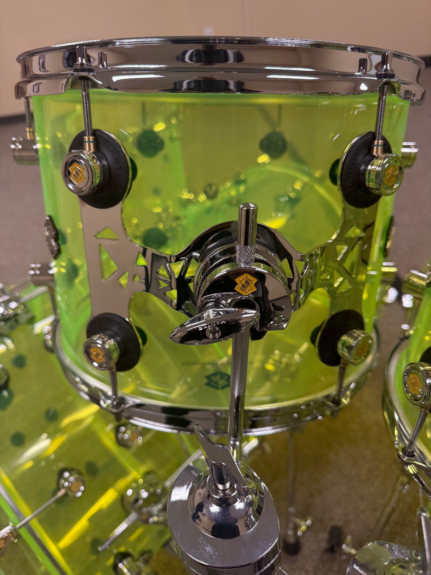 SOUNDWAVE MASTER FUSION MASTER SERIES FLUORESCENT GREEN SPECIAL BUILD DRUM SET