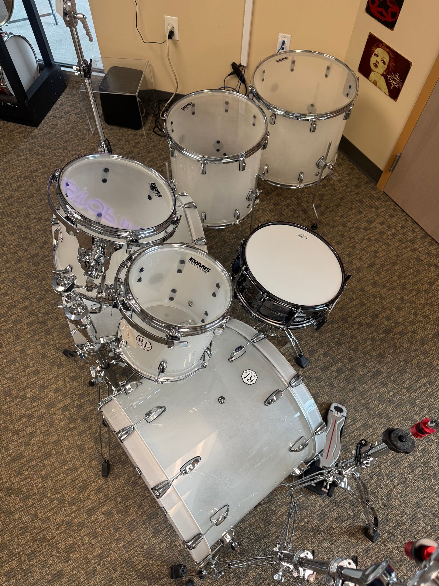 Frost White Seamless Acrylic Drum Shell Pack
