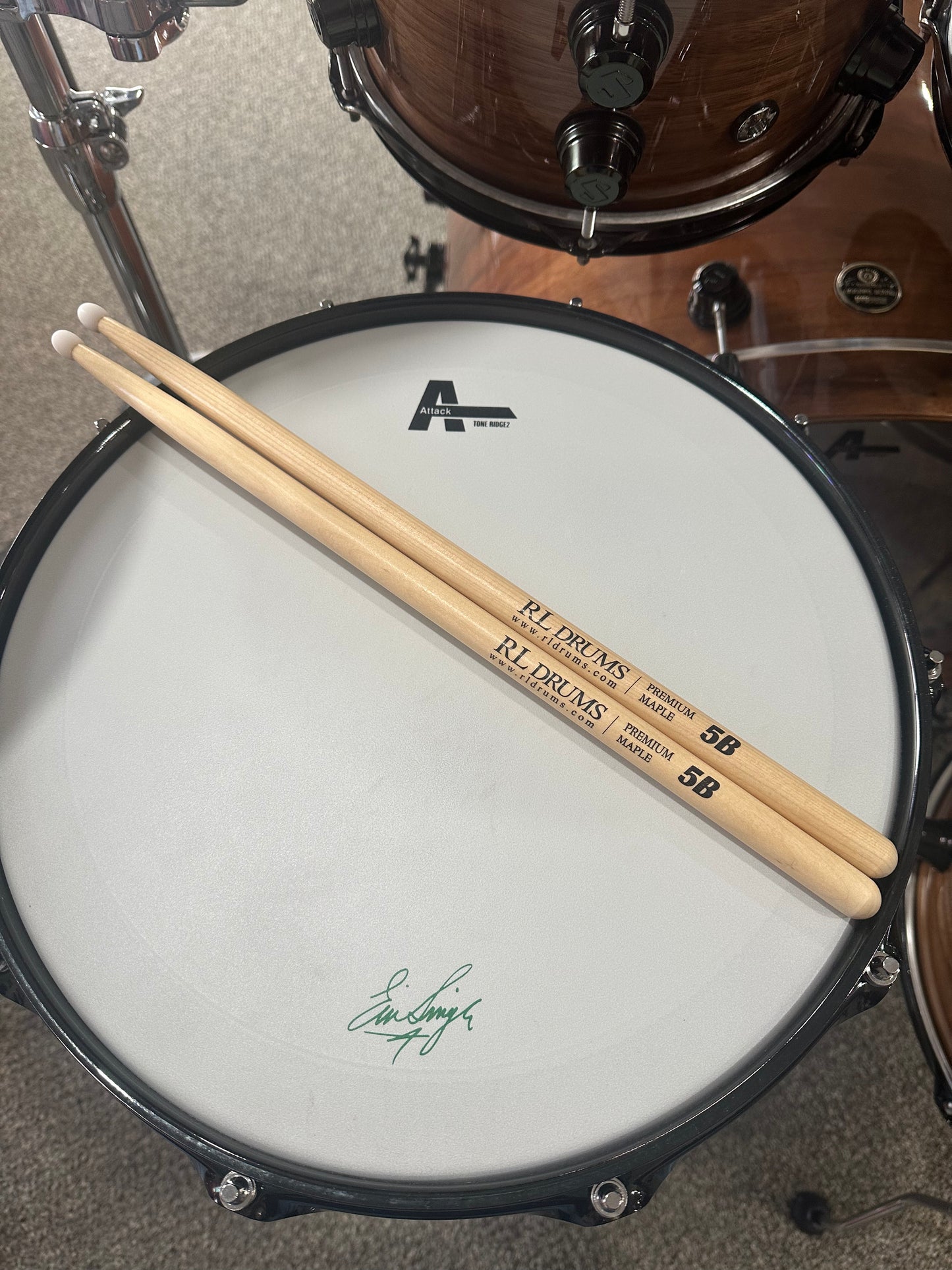 Premium Maple RL Drums Drumsticks 5B-PMNT