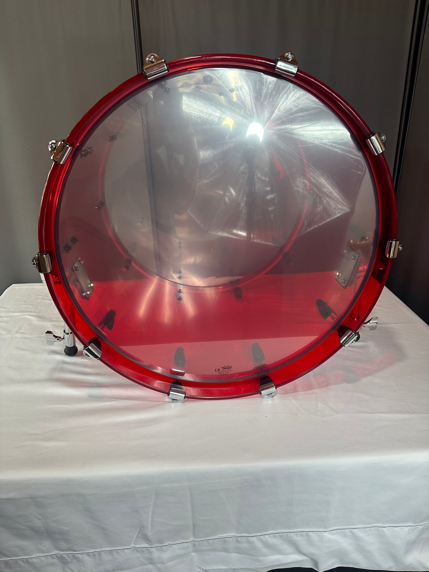 Red Seamless Acrylic 20"x16" - Bass Drum