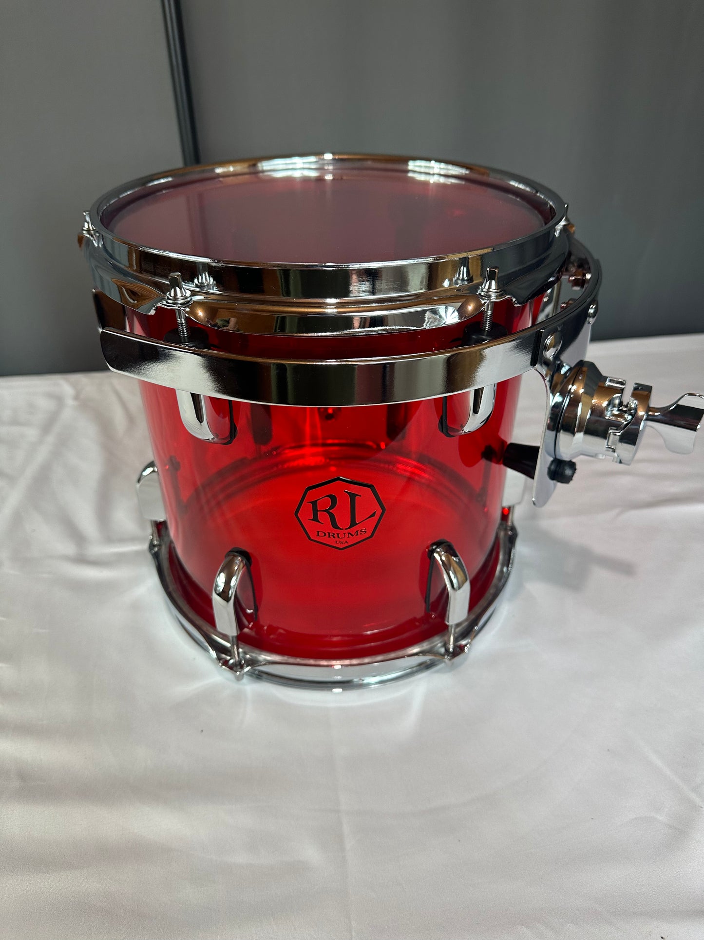 Red Seamless Acrylic 8"x7" - Tom Drum -JB-RA8-7TT