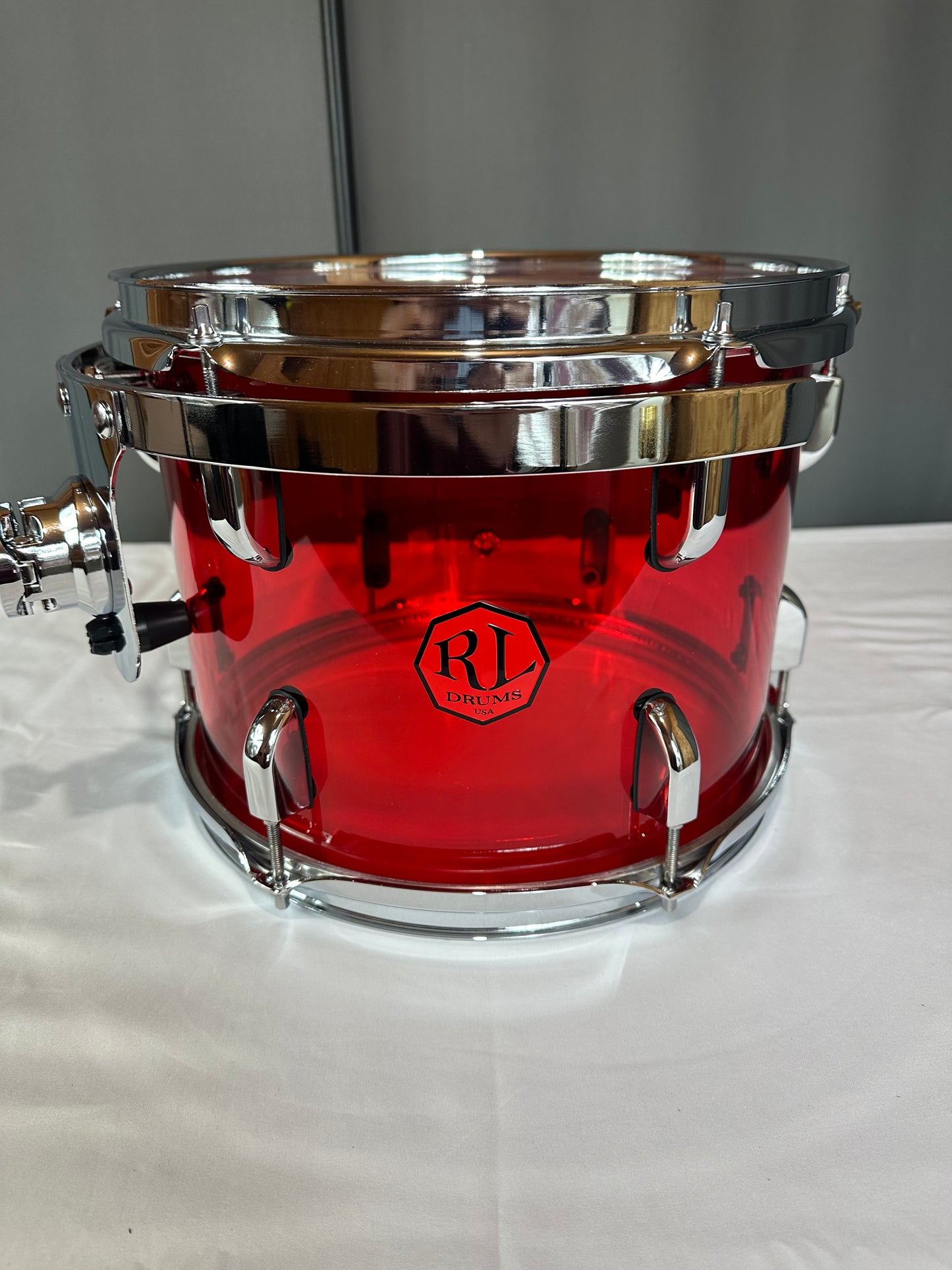 Red Seamless Acrylic 12"x9" - Tom Drum