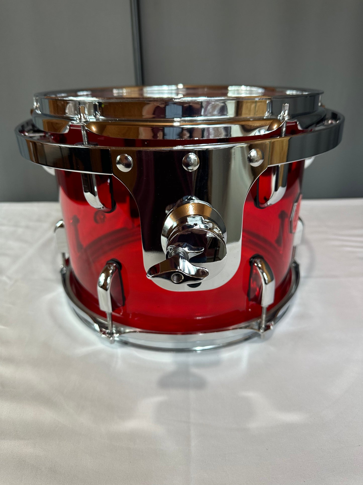 Red Seamless Acrylic 12"x9" - Tom Drum