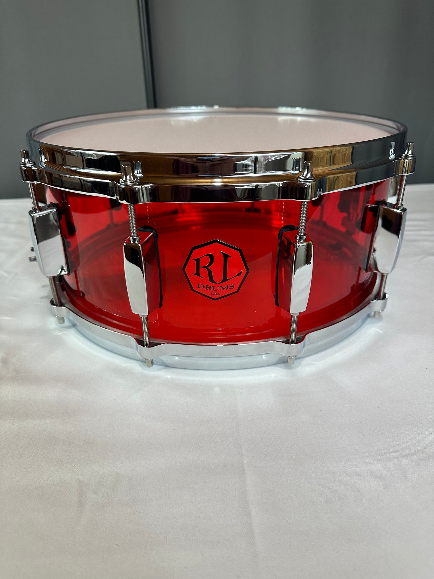 Red Seamless Acrylic 14"x6" -Snare Drum