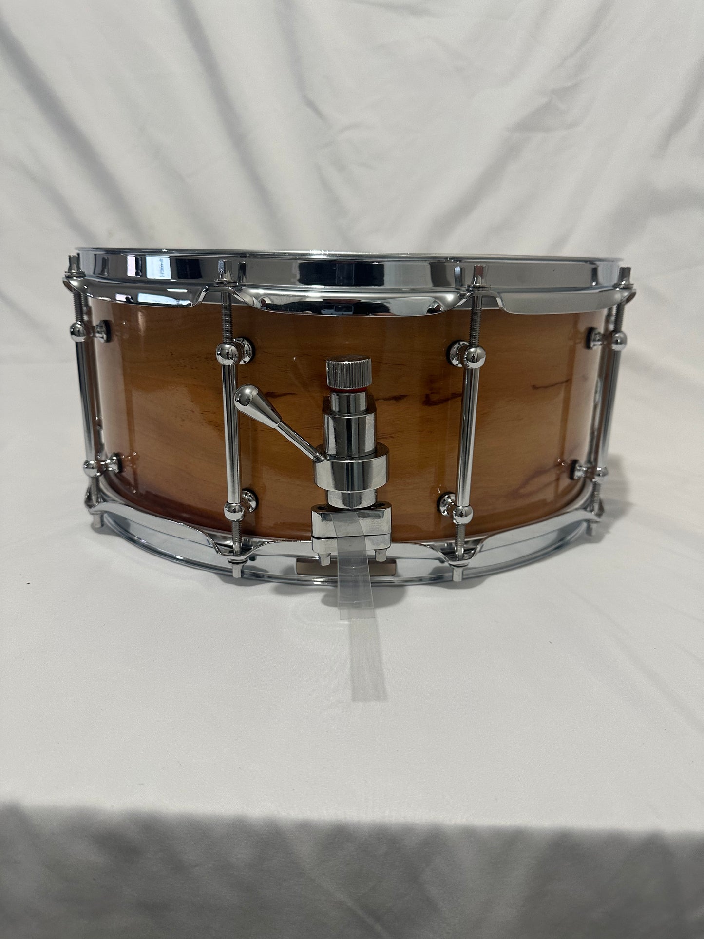 Tech Veneer Over Birch Snare Drum with Tube Lugs RL14-6-TVTL