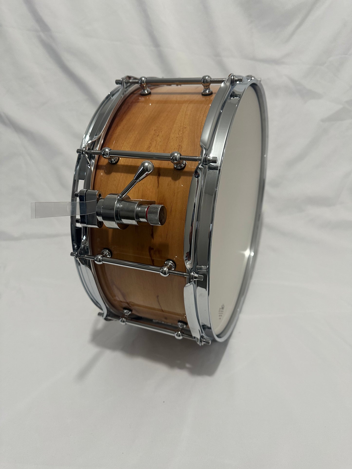 Tech Veneer Over Birch Snare Drum with Tube Lugs RL14-6-TVTL