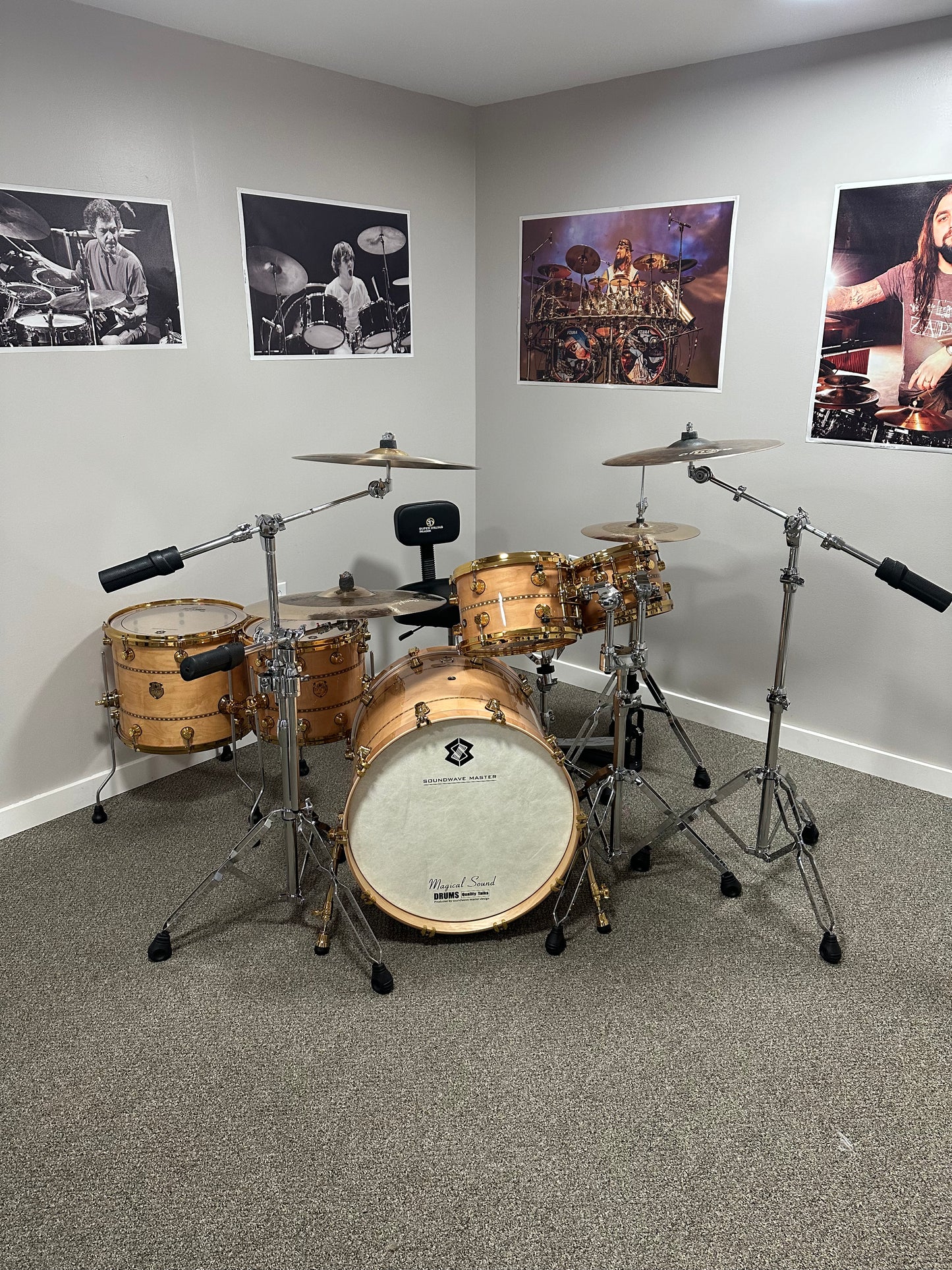 SOUNDWAVE MASTER GLORY SOUND MAPLE LOG W/HAND INLAY DRUM KIT