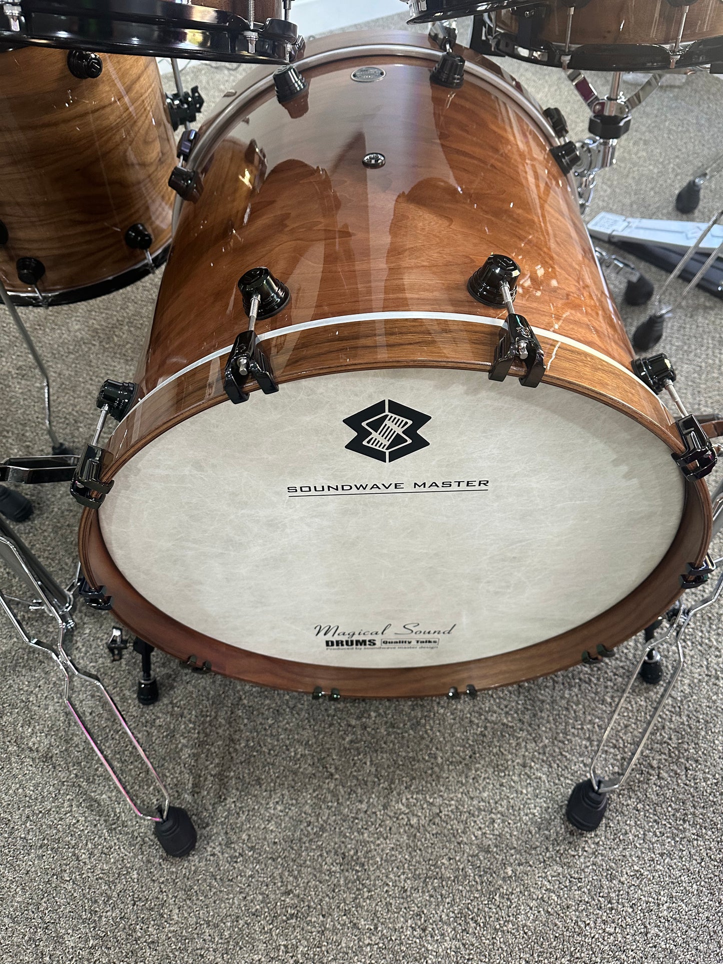 SOUNDWAVE MASTER BLACK WALNUT DRUM KIT BWSMDK