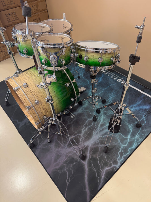 SOUNDWAVE MASTER ORIGINAL SOUND WHITE ICE GREEN DRUM KIT