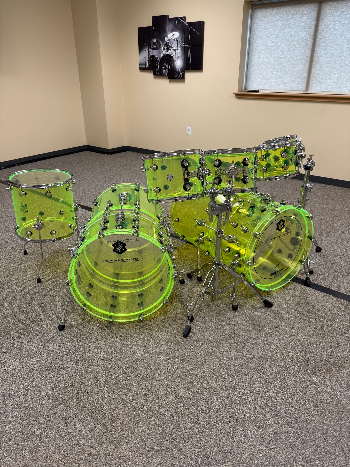 SOUNDWAVE MASTER FUSION MASTER SERIES FLUORESCENT GREEN SPECIAL BUILD DRUM SET