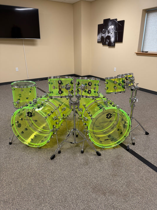 SOUNDWAVE MASTER FUSION MASTER SERIES FLUORESCENT GREEN SPECIAL BUILD DRUM SET