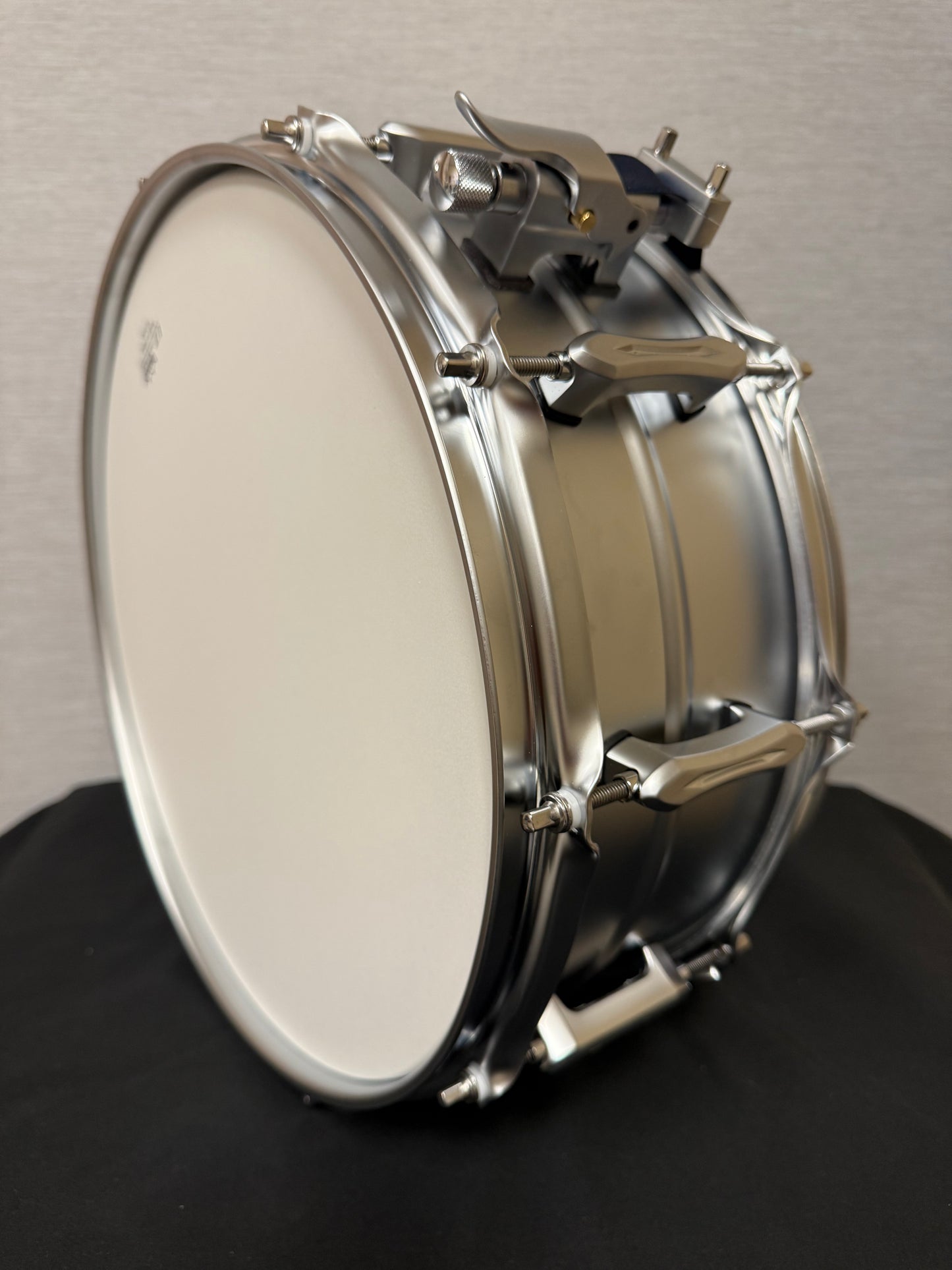 Pearl Nickel Plated Steel Snare Drum CXV02