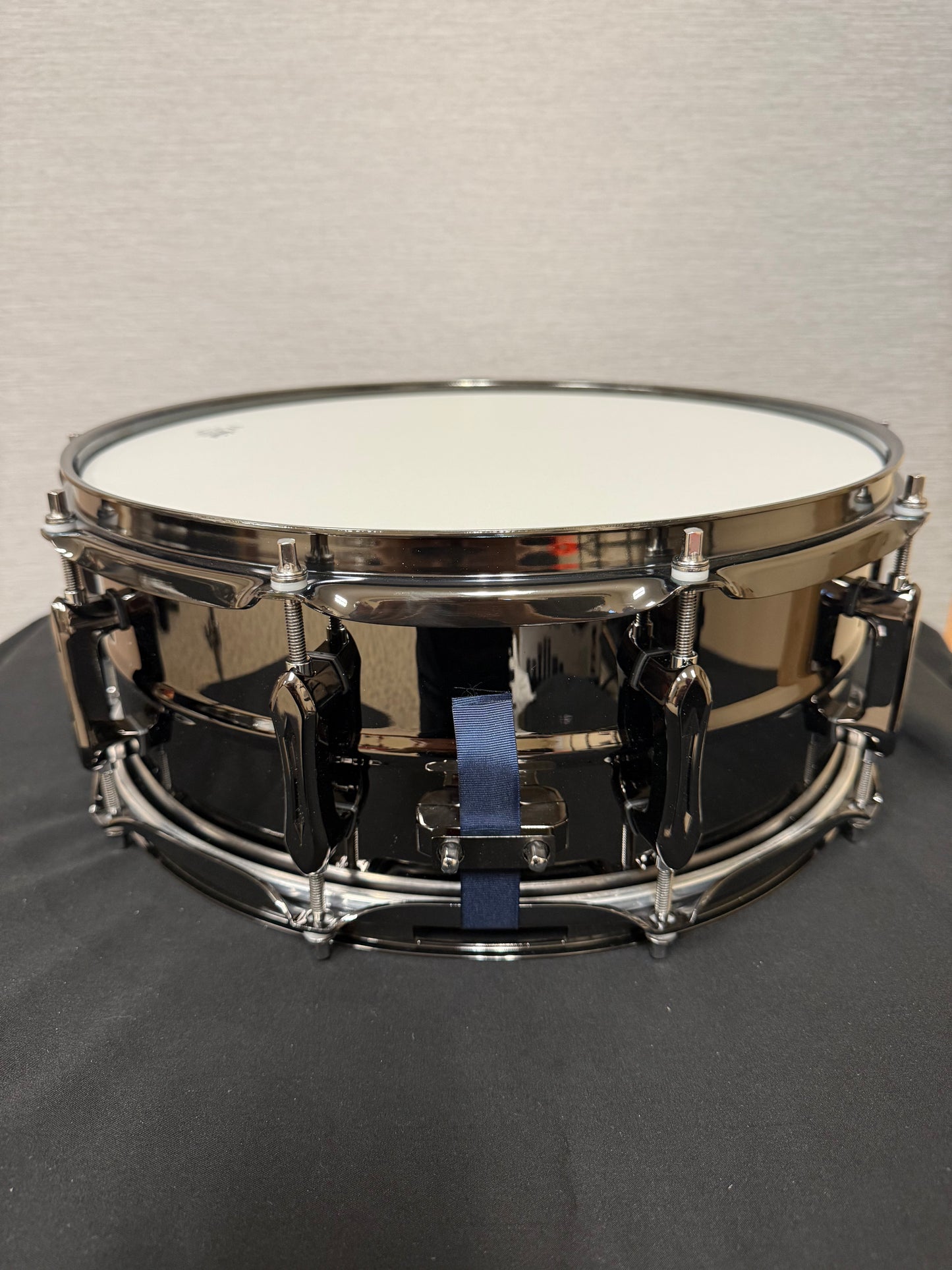 Black Nickel-Plated Steel Snare Drum CXV01