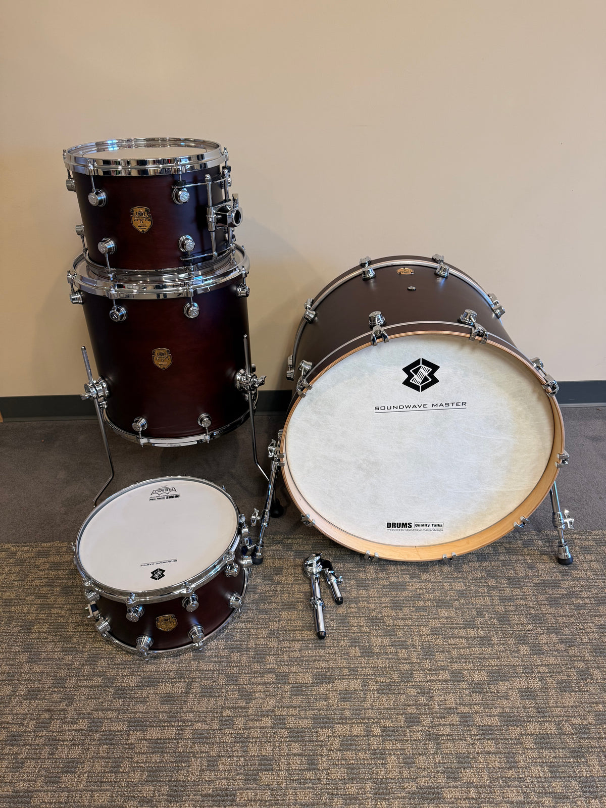 Soundwave Master Custom Glory Sound Dark Drum Shell Pack